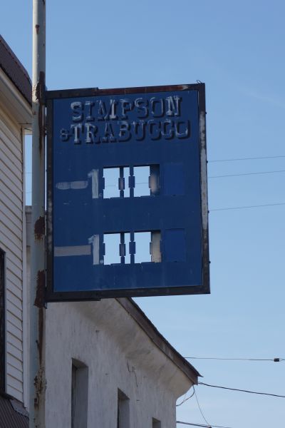[Picture of Simpson & Trabucco Store gas sign]